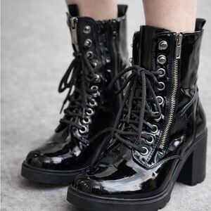 SOLD Black Patent Leather Lace-Up Ankle Combat Boots Women’s Size 8
